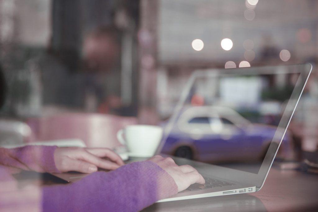 Bromberg & Associates|Website Localization Services