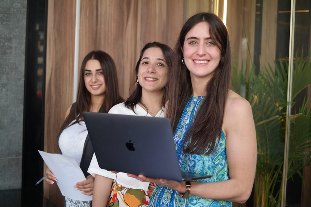 Bromberg & Associates|Transcreation Services